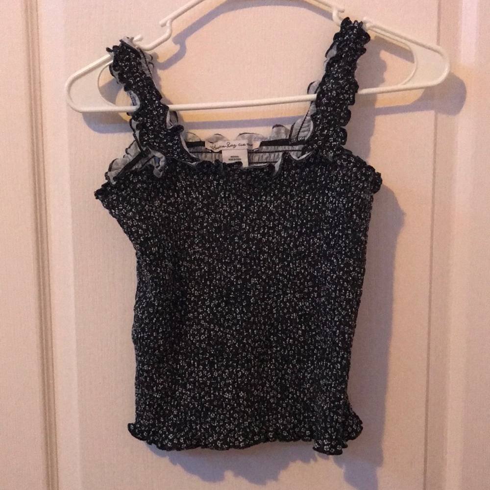 Black and White Ruffled tank top